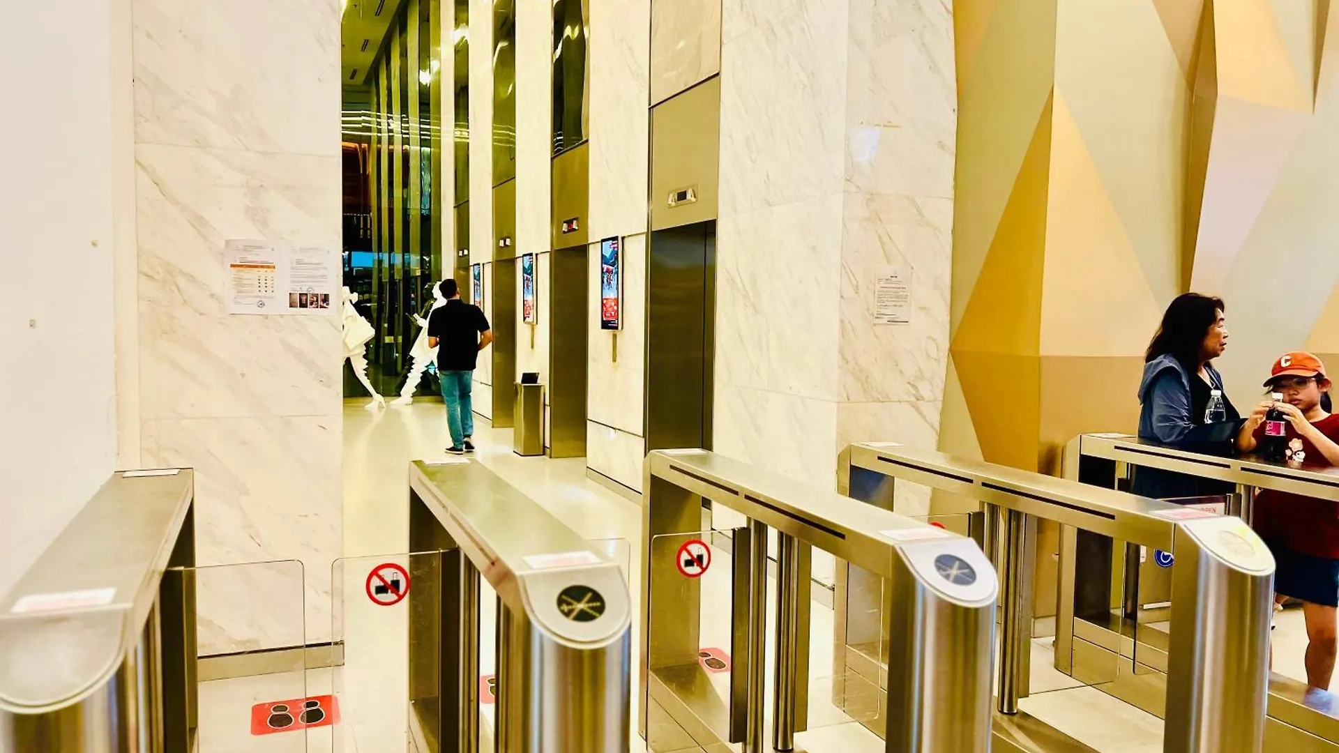 Hotel Summer Suites Klcc By City Home Style Kuala Lumpur